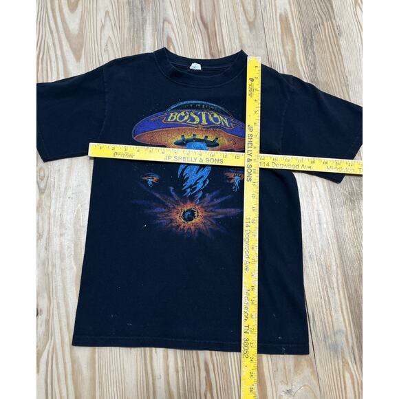 Vintage 2004 Boston Rock Band T-Shirt Tee - Adult Size Small - Picture 3 of 3